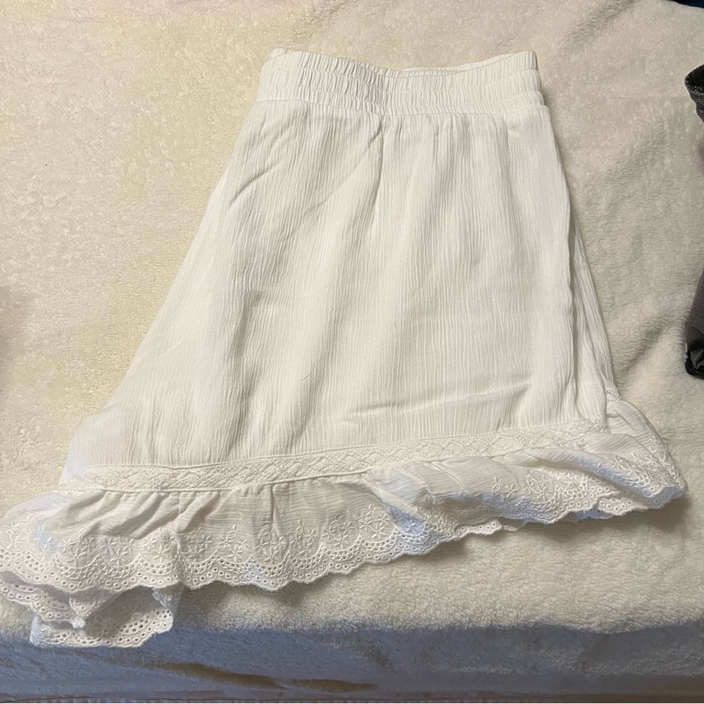 Torrid ruffle shorts